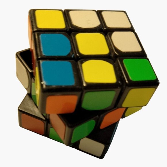 Miniature Rubiks Cube Puzzle 1 Inch - Picture 3 of 6
